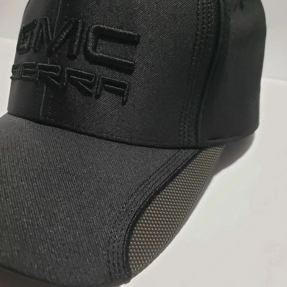GMC Sierra Mens One Size Fits Most Black Fitted Trucker Hat - Picture 4 of 8
